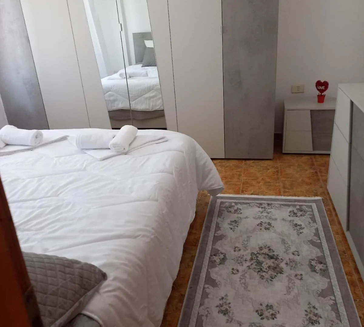 Aurora'S Apartment Shkodër