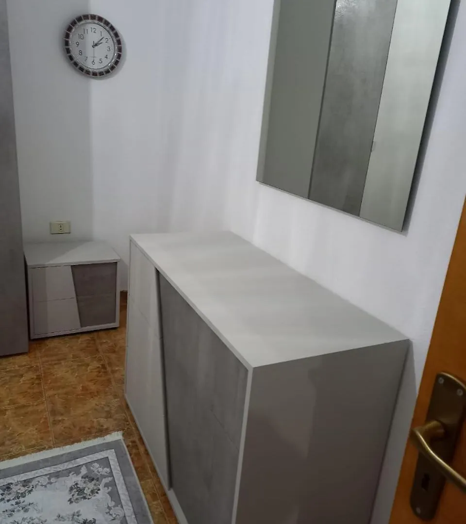 Aurora'S Apartment Shkoder